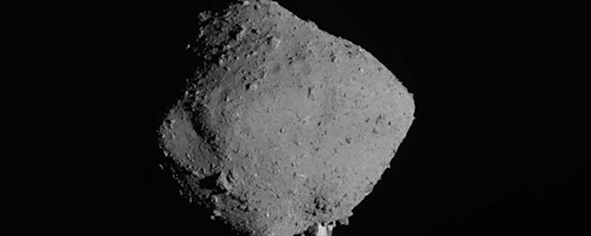 Asteroide Ryugu fotografado pela Agência Japonesa de Exploração Aeroespacial - Sputnik Brasil, 1920, 22.03.2022