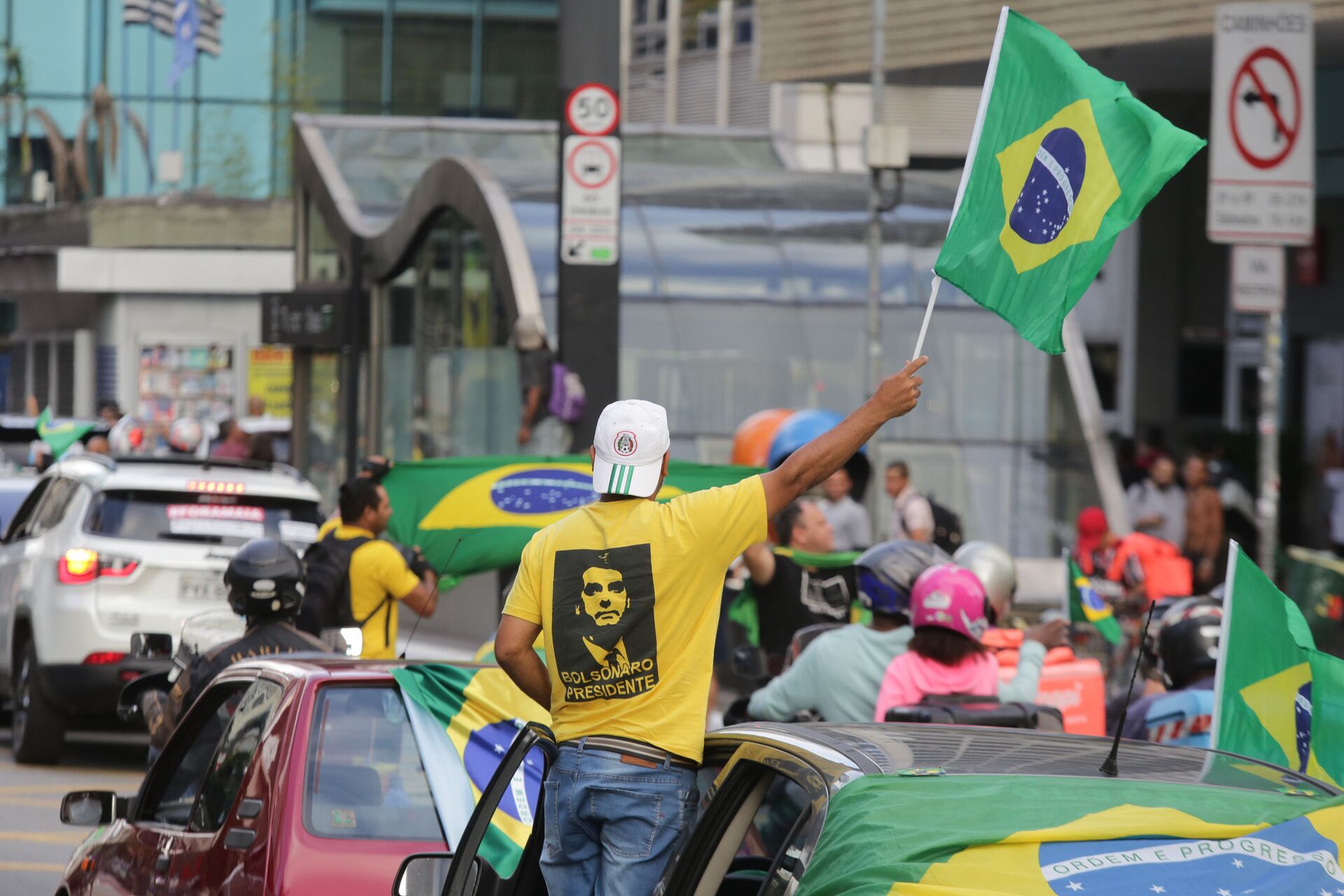Ao propor ICMS fixo, Bolsonaro 'não se importa em criar problemas' para o Brasil, diz especialista - Sputnik Brasil, 1920, 08.02.2021