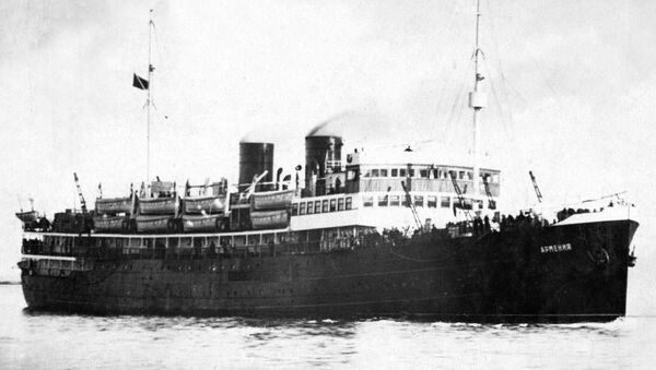 O navio a vapor Armenia antes do ano do seu naufrágio, em 1941 - Sputnik Brasil