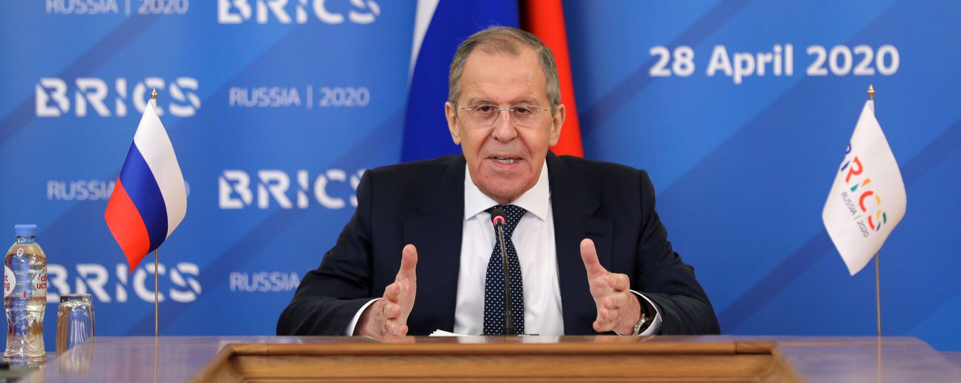 Chanceler russo Sergei Lavrov participa de reunião com ministros das Relações Exteriores do BRICS, 28 de abril de 2020 - Sputnik Brasil, 1920, 23.05.2022