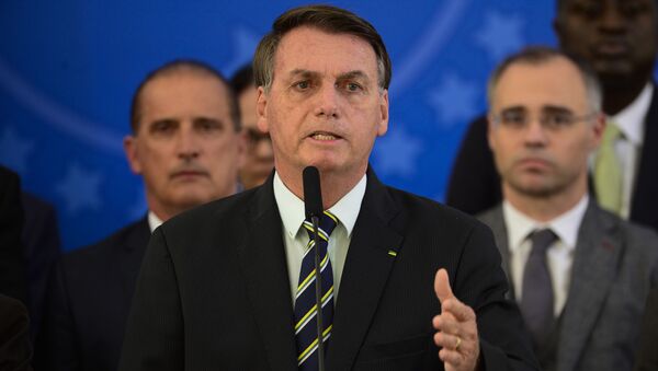 Presidente da República, Jair Bolsonaro, faz Pronunciamento no Palácio do Planalto, 24 de abril de 2020 - Sputnik Brasil