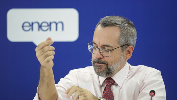 Ministro da Educação do Brasil, Abraham Weintraub, durante entrevista coletiva em Brasília, para tratar do ENEM 2020 - Sputnik Brasil