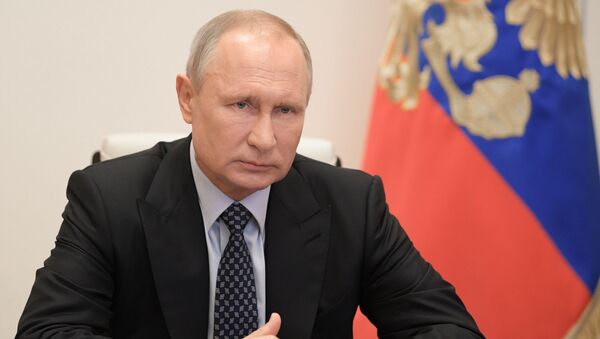 Presidente da Rússia Vladimir Putin durante conferência online (foto de arquivo) - Sputnik Brasil
