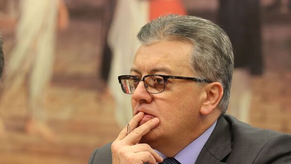 Ex-presidente da Petrobras, Aldemir Bendine, depõe na CPI sobre o escândalo de corrupção na empresa - Sputnik Brasil