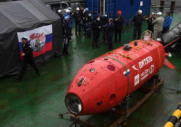 Imagem do submarino não tripulado Vityaz-D em Vladivostok - Sputnik Brasil