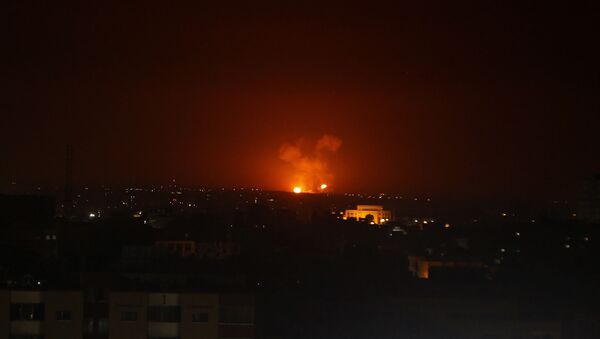 Explosão de ataques israelenses contra a Faixa de Gaza - Sputnik Brasil