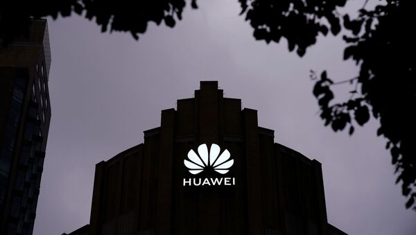 Nova loja principal da Huawei em Xangai, China - Sputnik Brasil