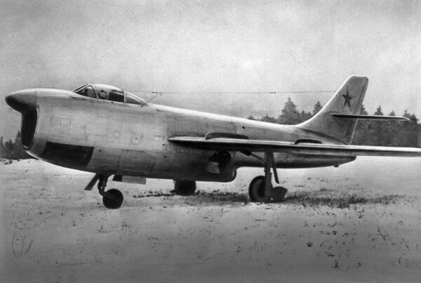 Caça-interceptor Su-15 - Sputnik Brasil