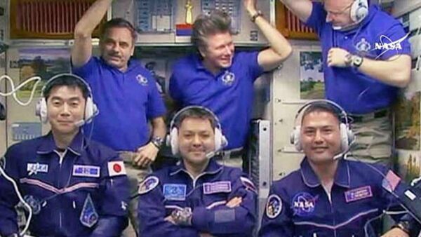 Tripulação da Estação Espacial Internacional. - Sputnik Brasil