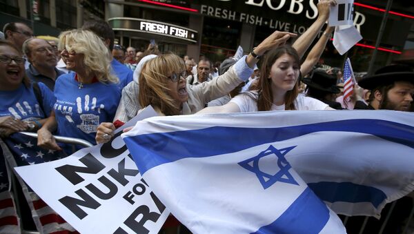 Manifestantes contra o acordo nuclear dos EUA com o Irã em Times Square em Nova Iorque - Sputnik Brasil