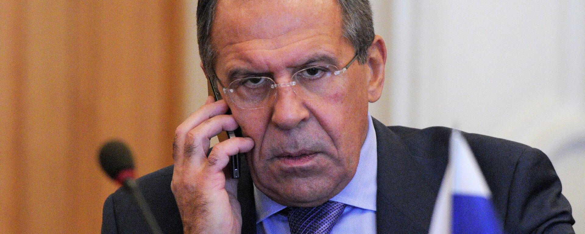 Sergei Lavrov, ministro das Relações Exteriores da Rússia, fala ao telefone - Sputnik Brasil, 1920, 26.05.2022