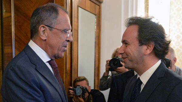 O encontro do chanceler russo, Sergei Lavrov, e o líder da Coalizão Nacional Síria, Khaled Khoja, em Moscou. 14 de agosto de 2015. - Sputnik Brasil
