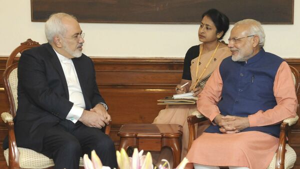 Mohammad Javad Zarif e Narendra Modi, respectivamente, chanceler do Irã e premiê da Índia. - Sputnik Brasil