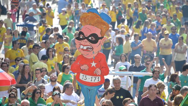 Uma charge da Dilma Rousseff durante os protestos no Brasil - Sputnik Brasil