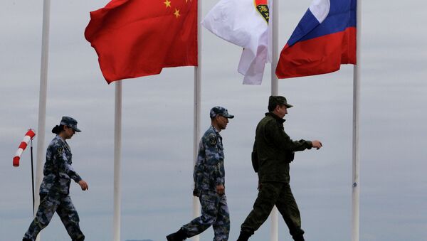 Os exercícios sino-russos Cooperação Naval 2015 em Vladivostok - Sputnik Brasil