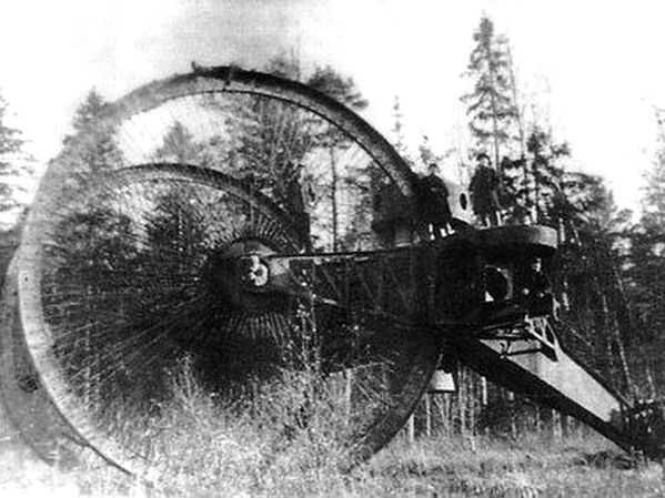 Tsar Tank durante exercícios - Sputnik Brasil