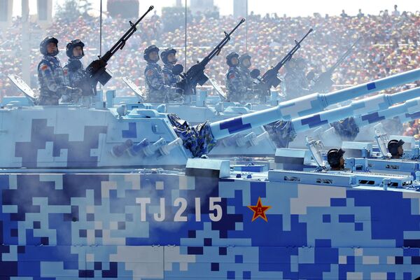 Pequim realizou a grande parada militar em comemoração do 70º aniversário da vitória na guerra contra o Japão e na Segunda Guerra Mundial - Sputnik Brasil