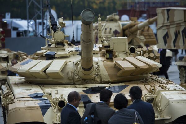 Tanque Т-72-63 na exposição internacional de equipamento militar Russia Arms Expo - Sputnik Brasil