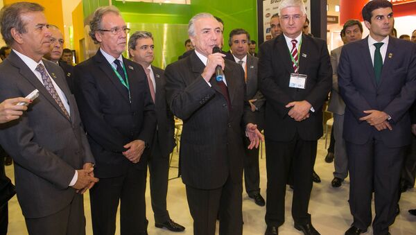 Vice-presidente Michel Temer em visita a estandes do Brasil na Feira “World Food”, em Moscou - Sputnik Brasil