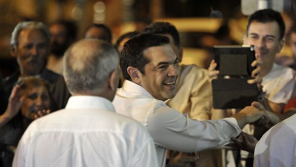 Alexis Tsipras comemorou com eleitores a vitória de seu partido, o Syriza, nas eleições gregas. - Sputnik Brasil