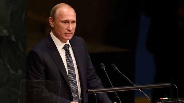 Presidente russo Vladimir Putin faz discurso na 70 sessão da Assembleia Geral da ONU, 28 de setembro de 2015 - Sputnik Brasil