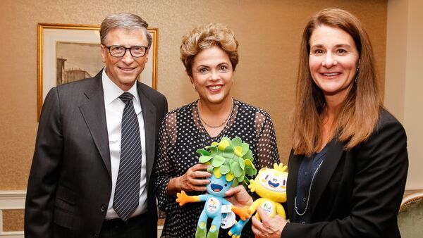 Presidenta do Brasil, Dilma Rousseff, em encontro com Bill Gates e Melinda Gates em Nova York - Sputnik Brasil