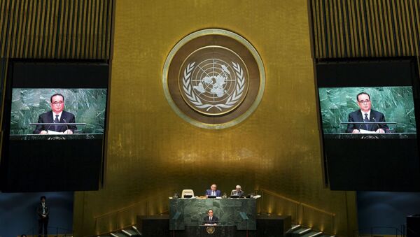 O ministro das Relações Exteriores da Coreia do Norte, Ri Su Yong, discursa na ONU. - Sputnik Brasil