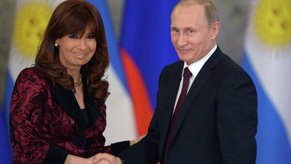 Presidente da Rússia Vladimir e presidenta da Argentina Cristina Kirchner - Sputnik Brasil