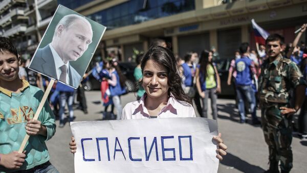 Митинг в поддержку Б. Асада и В. Путина в Сирии - Sputnik Brasil