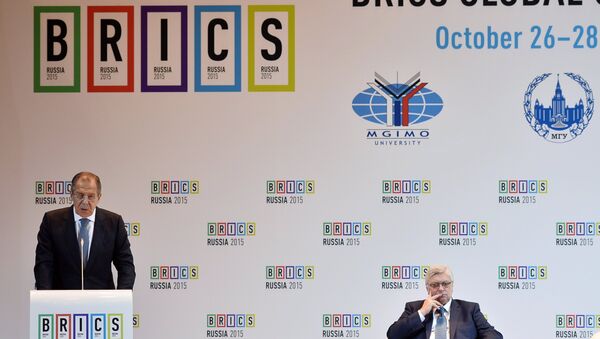 Chanceler e reitor de uma das maiores universidades russas na cúpula dos BRICS - Sputnik Brasil