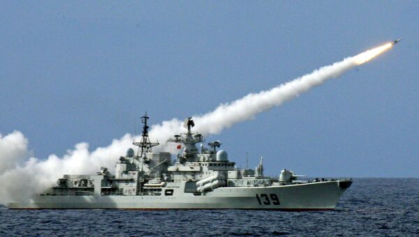China is outfitting new naval destroyers with their potent new anti-ship missiles, which pose serious challenges to US naval defenses. - Sputnik Brasil