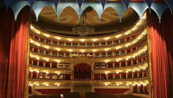 Vista gera do palco do Teatro Bolshoi em Moscou - Sputnik Brasil