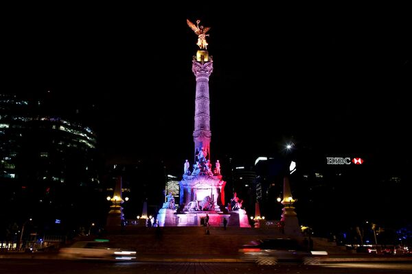 O Anjo da Independência do México se solidariza com as vítimas do atentado francês - Sputnik Brasil