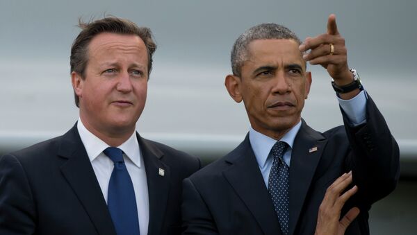 Presidente dos EUA, Barack Obama e o primeiro-ministro britânico David Cameron - Sputnik Brasil
