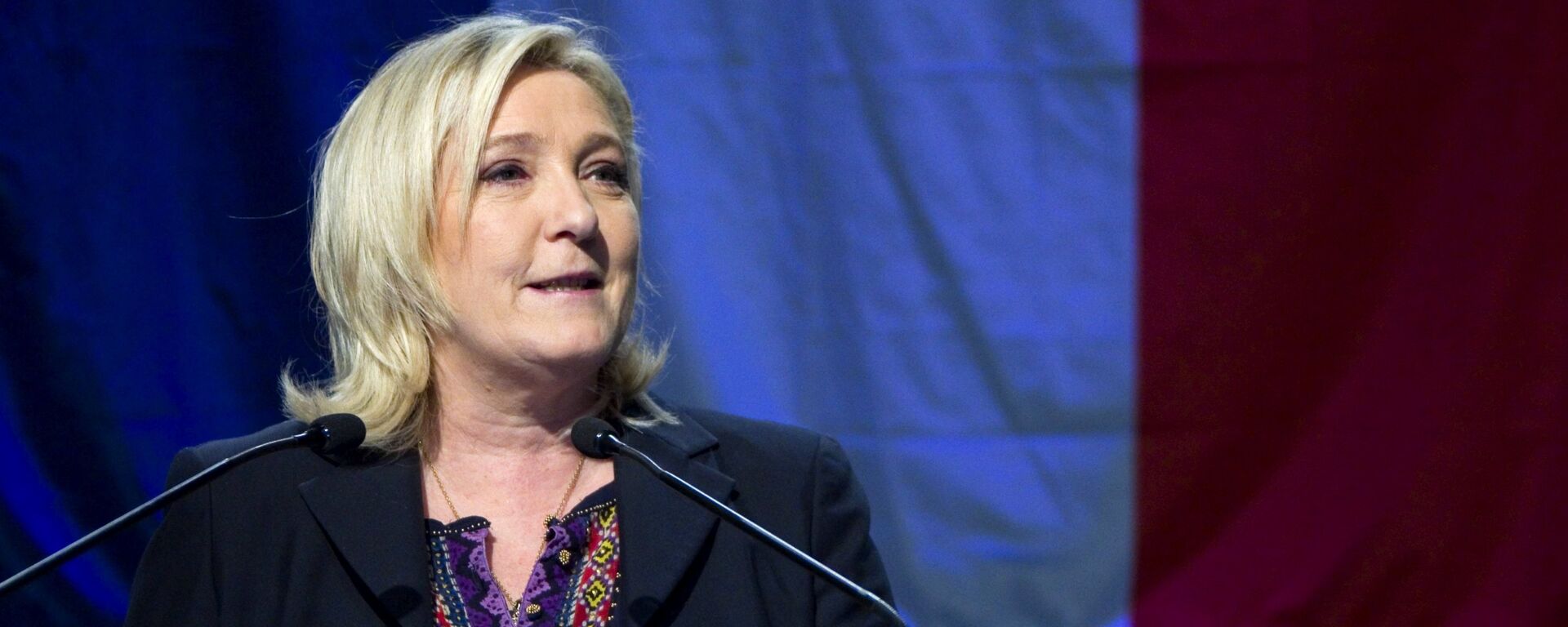 Marine Le Pen após o anúncio dos resultados do segundo turno das eleições regionais. - Sputnik Brasil, 1920, 13.04.2022