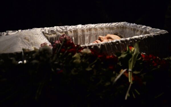 Cerimônia fúnebre do político Boris Nemtsov - Sputnik Brasil