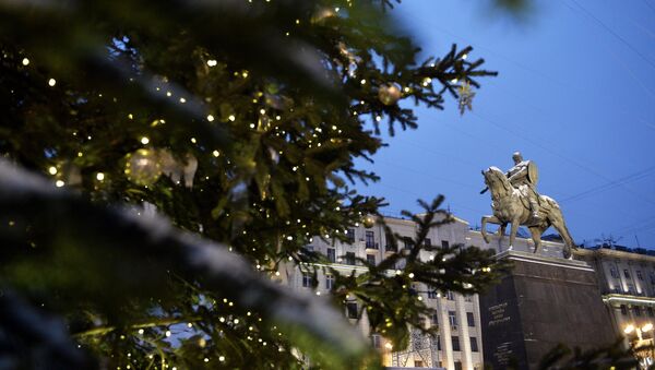 Árvore de Natal no centro de Moscou - Sputnik Brasil