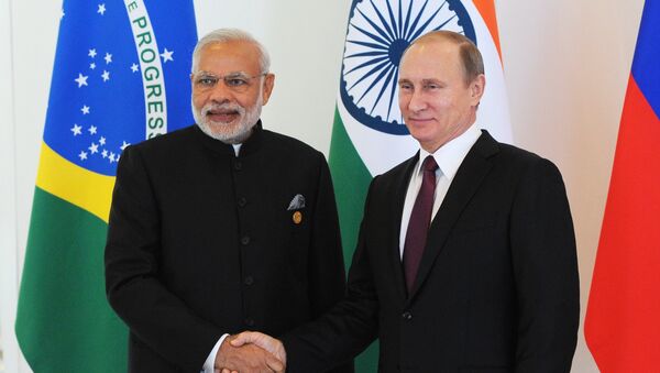 Presidente russo Vladimir Putin e o primeiro-ministro indiano Narendra Modi - Sputnik Brasil