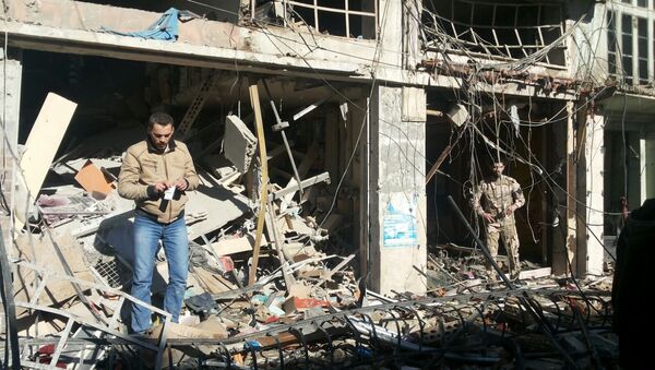 Local do triplo atentado no centro de Homs, Síria, 28 de dezembro de 2015 - Sputnik Brasil