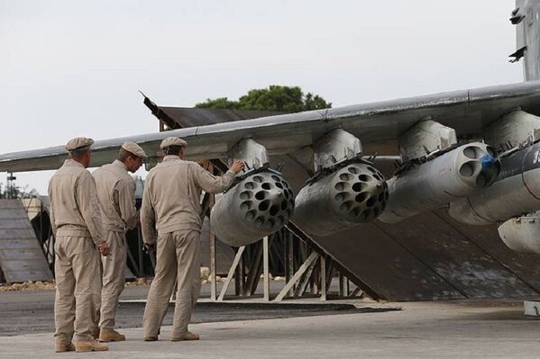 Pista de decolagem N°1: Dia-a-dia na Base Aérea da Rússia na Síria - Sputnik Brasil