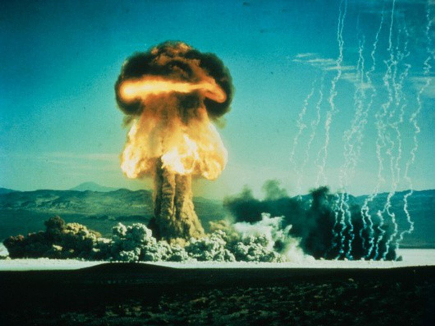 Senado russo aprova saída do tratado que proíbe testes nucleares, Rússia