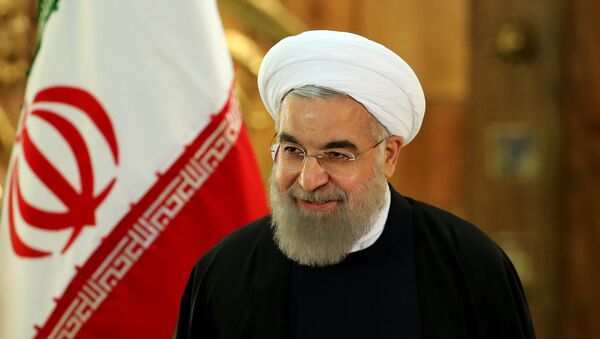 Presidente iraniano, Hassan Rouhani, chega à conferência de imprensa, Teerã, Irã, 17 de janeiro de 2016 - Sputnik Brasil