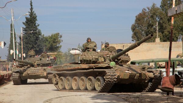 Tanques do Exército sírio entram na vila perto da base militar de Kweyris, Síria, 15 de novembro de 2016 - Sputnik Brasil