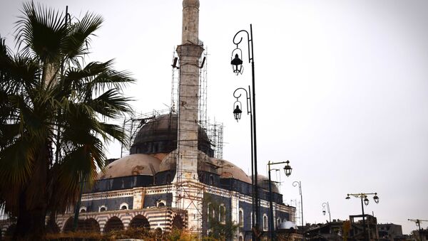 Mesquita que está reconstruida na cidade de Homs, Síria, 26 de janeiro de 2016 - Sputnik Brasil