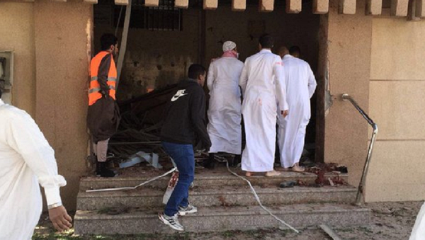 Mesquita em al-Ahsa, na Arábia Saudita, após explosão em 29 de janeiro - Sputnik Brasil