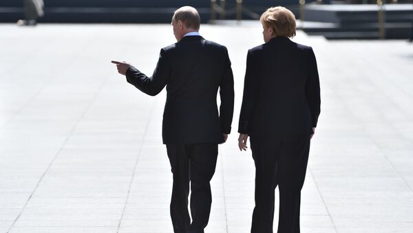 Putin and Merkel - Sputnik Brasil
