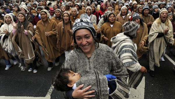 Marcha indígena em Buenos Aires, Argentina - Sputnik Brasil