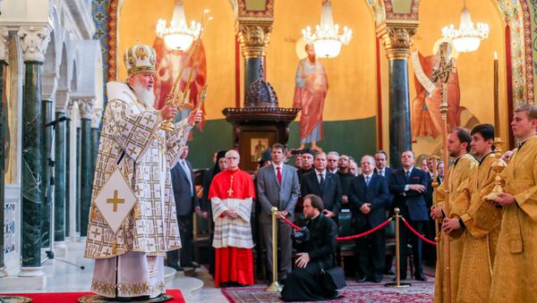 O patriarca ortodoxo russo Kirill celebra a Santa Missa na Catedral Metropolitana Ortodoxa - Sputnik Brasil