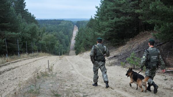 Posto de controle Rava-Ruska na fronteira entre a Ucrânia e Polônia - Sputnik Brasil