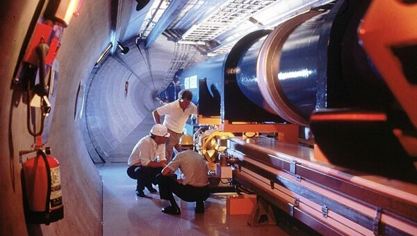 Grande Colisor de Hádrons (LHC) - Sputnik Brasil